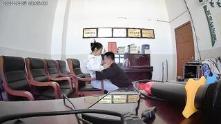老總與女秘書在辦公室做愛公開