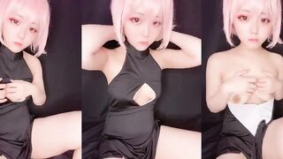 可愛白虎美女自慰