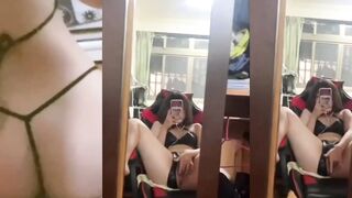 對著鏡子高潮出水