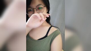 脫光了開始自摸