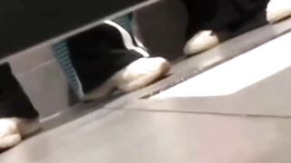 抓包兩位女生初嘗禁果