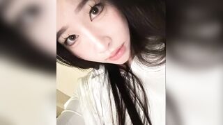 高顏值自摸尿尿