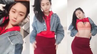 馬尾妹妹跳舞脫衣