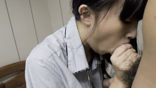 剛放學的學生妹口交