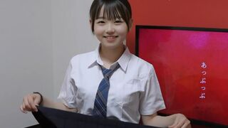 CLA307 そらちゃん カラオケでちょい脫ぎ