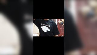 マレーシアの少女が自慰行為
