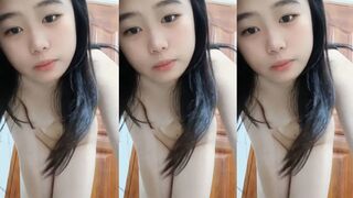 大奶日本妹妹自慰很開心