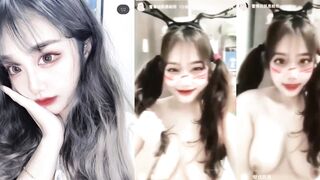 巨乳微肉美女發情自拍