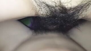 無套抽插貧乳妹子毛逼